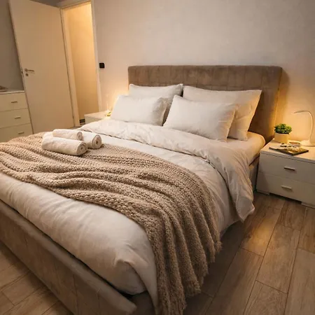 Oasi Domese Lejlighed *